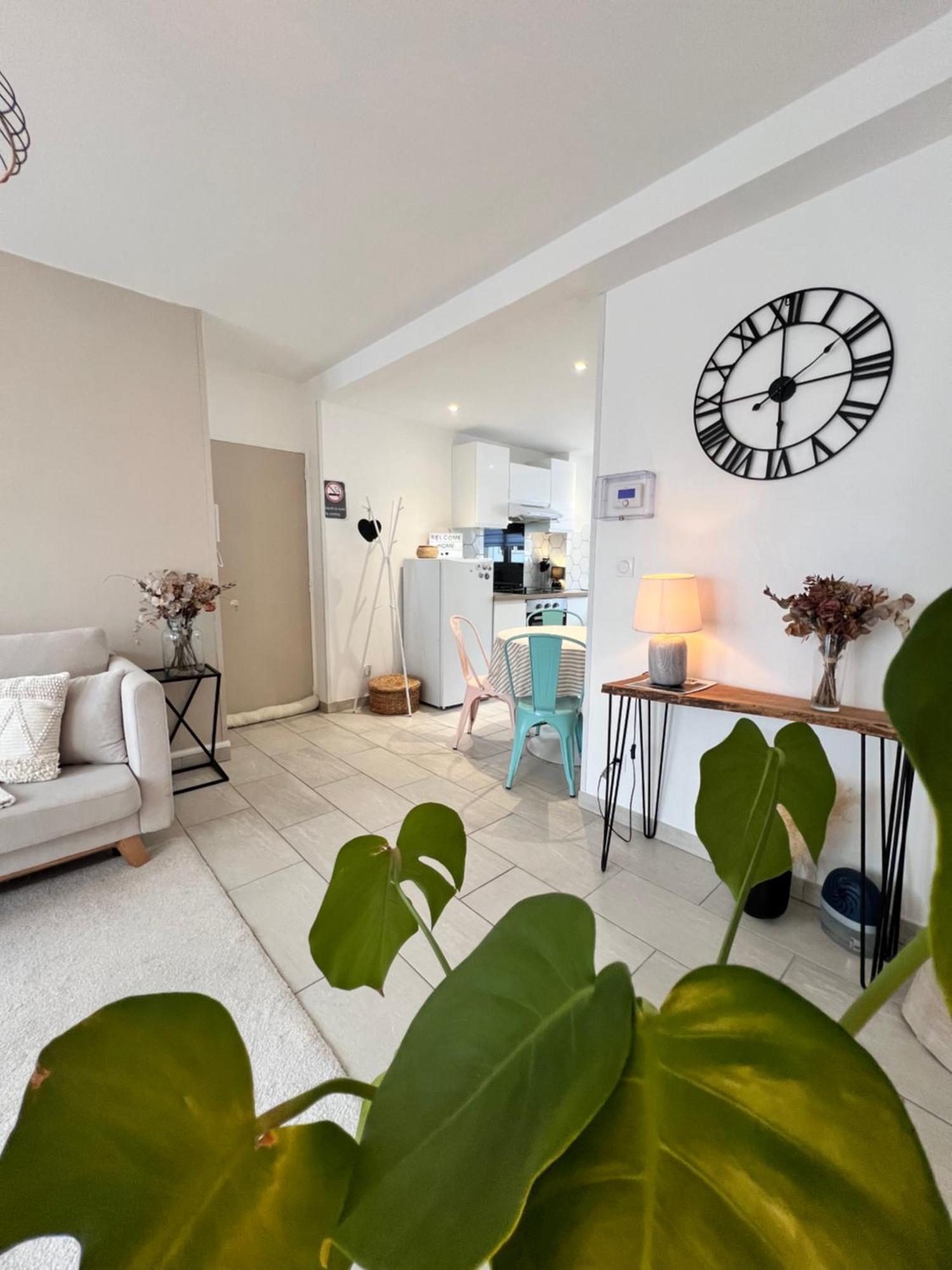 Le Bellevue - T3 - Gare & Les Jardins Darcy - Parking Free Apartment Дижон Екстериор снимка