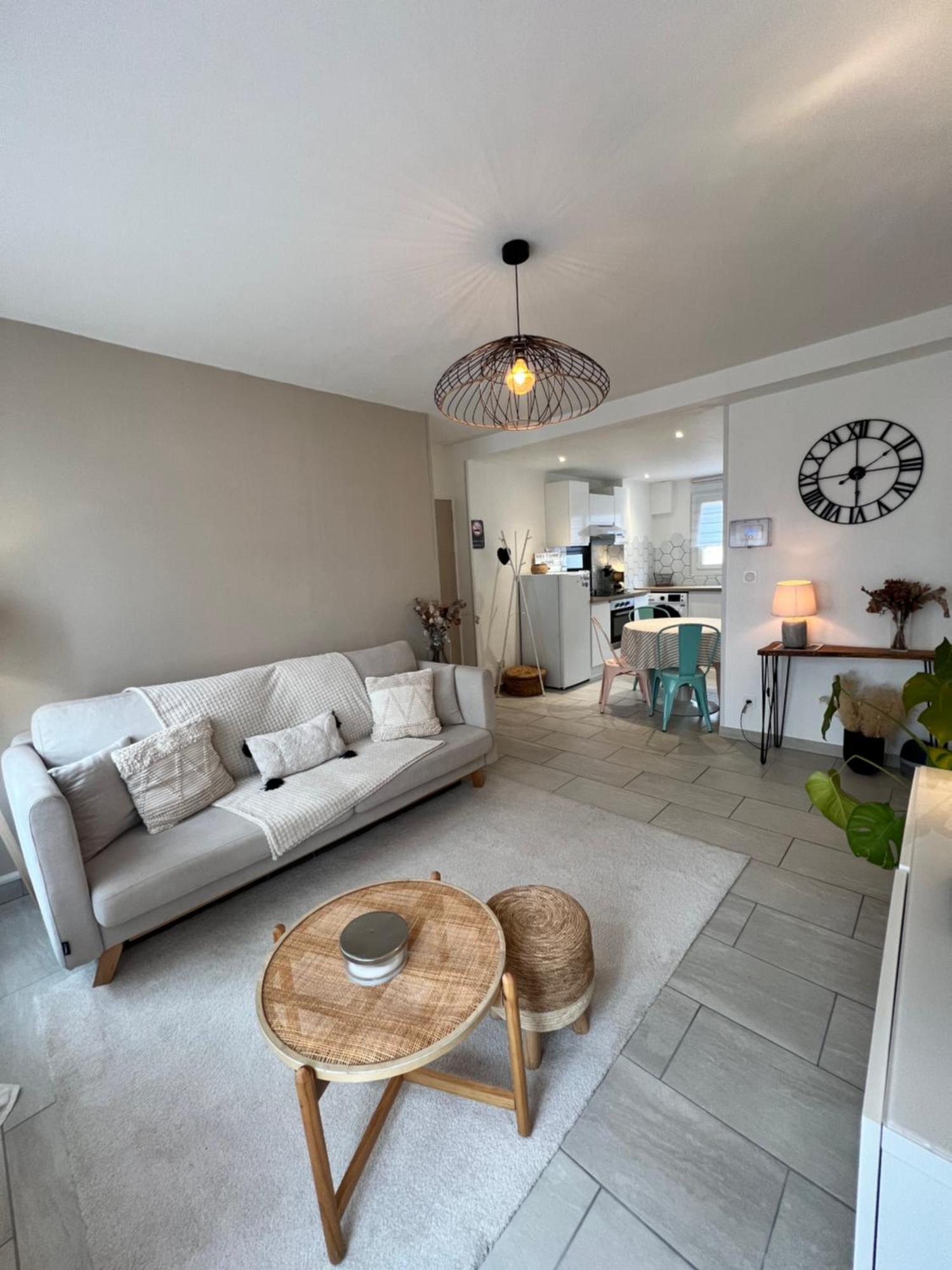 Le Bellevue - T3 - Gare & Les Jardins Darcy - Parking Free Apartment Дижон Екстериор снимка